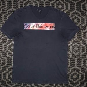 Mens calvin klein tshirt size medium
